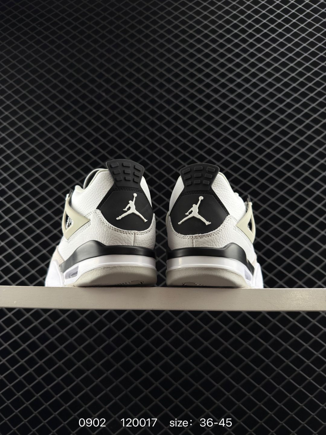 Nike Air Jordan 4 Retro